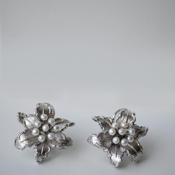 Asiatic Lily Earrings Asiatic Lily Earrings