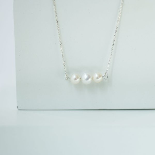 Linear Pearl Necklace Linear Pearl Necklace