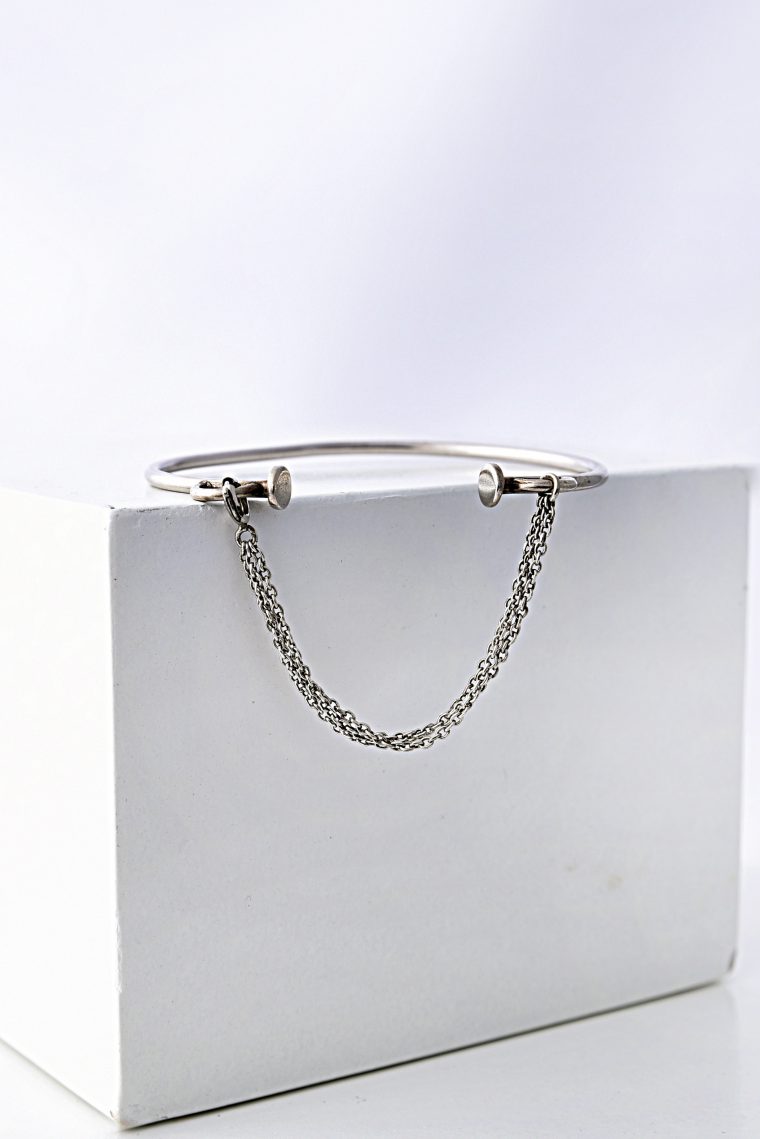 Elliptical Silver Bangle with Chain