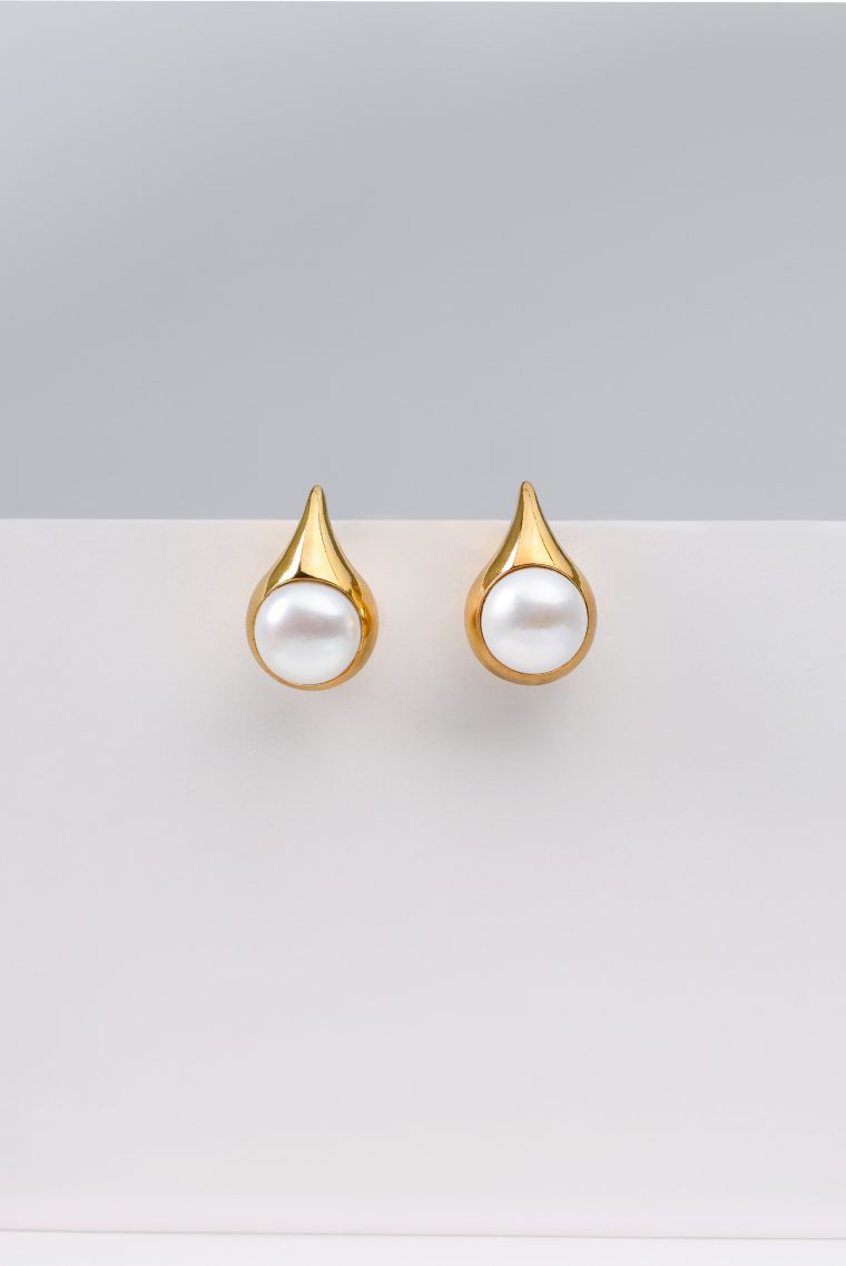 Pearl Teardrop Earrings- Gold Plated