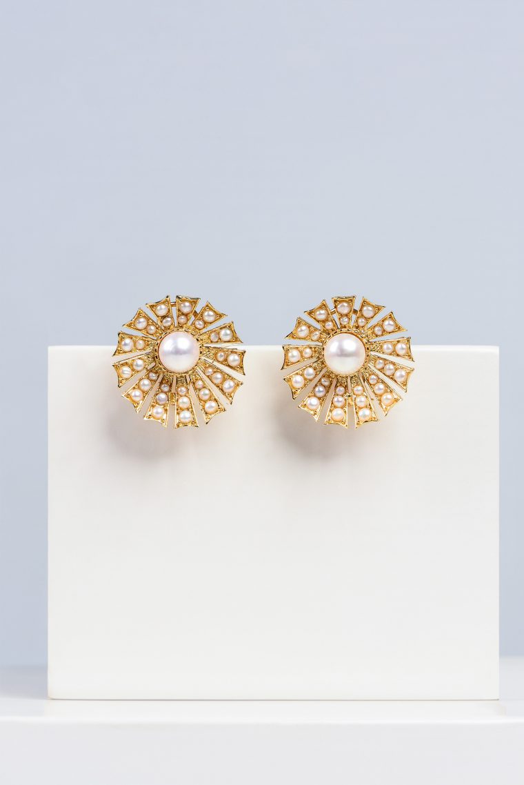 Pearl Oyster Earrings - Gold Plated